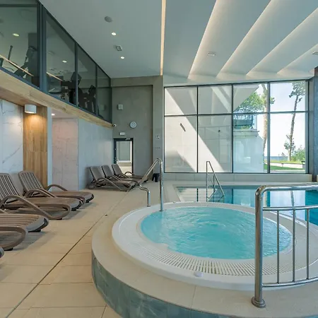 Luksusowy Sun Seasons 24 W Rewalu Z Widokiem, Basenem, Silownia I Sauna By Renters